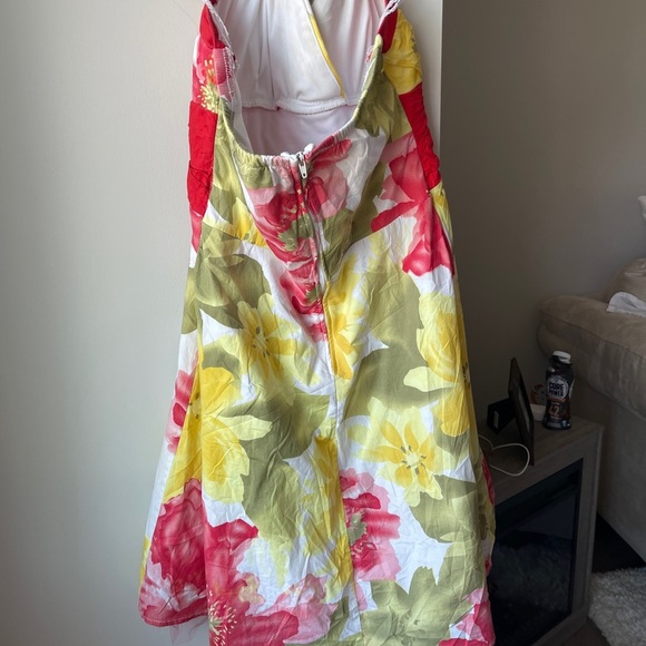 Suzy Shier Floral Halter Dress Size Small - Picture 4 of 5